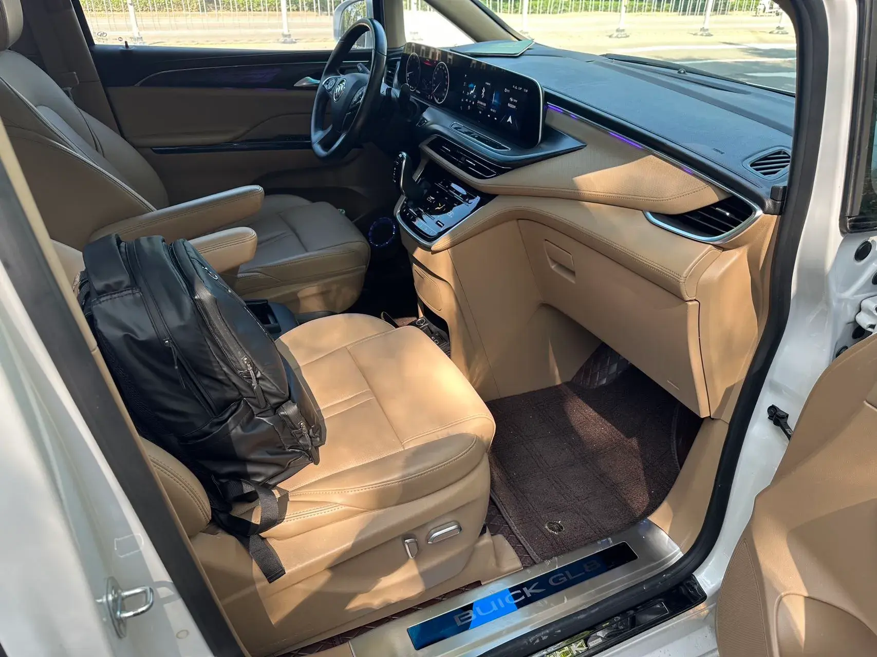 2021 BUICK GL8 thumbnail 4