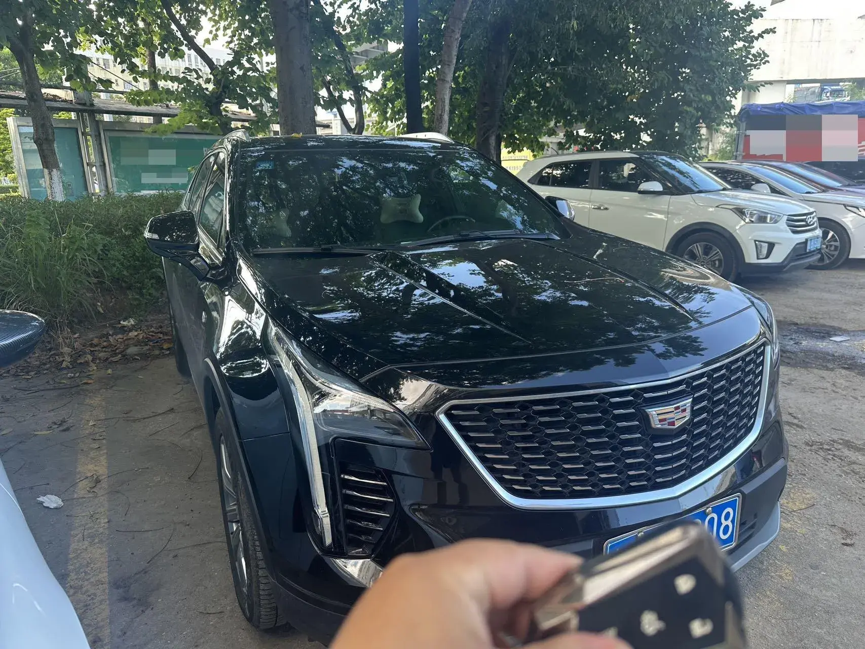 2021 CADILLAC XT4 thumbnail 2