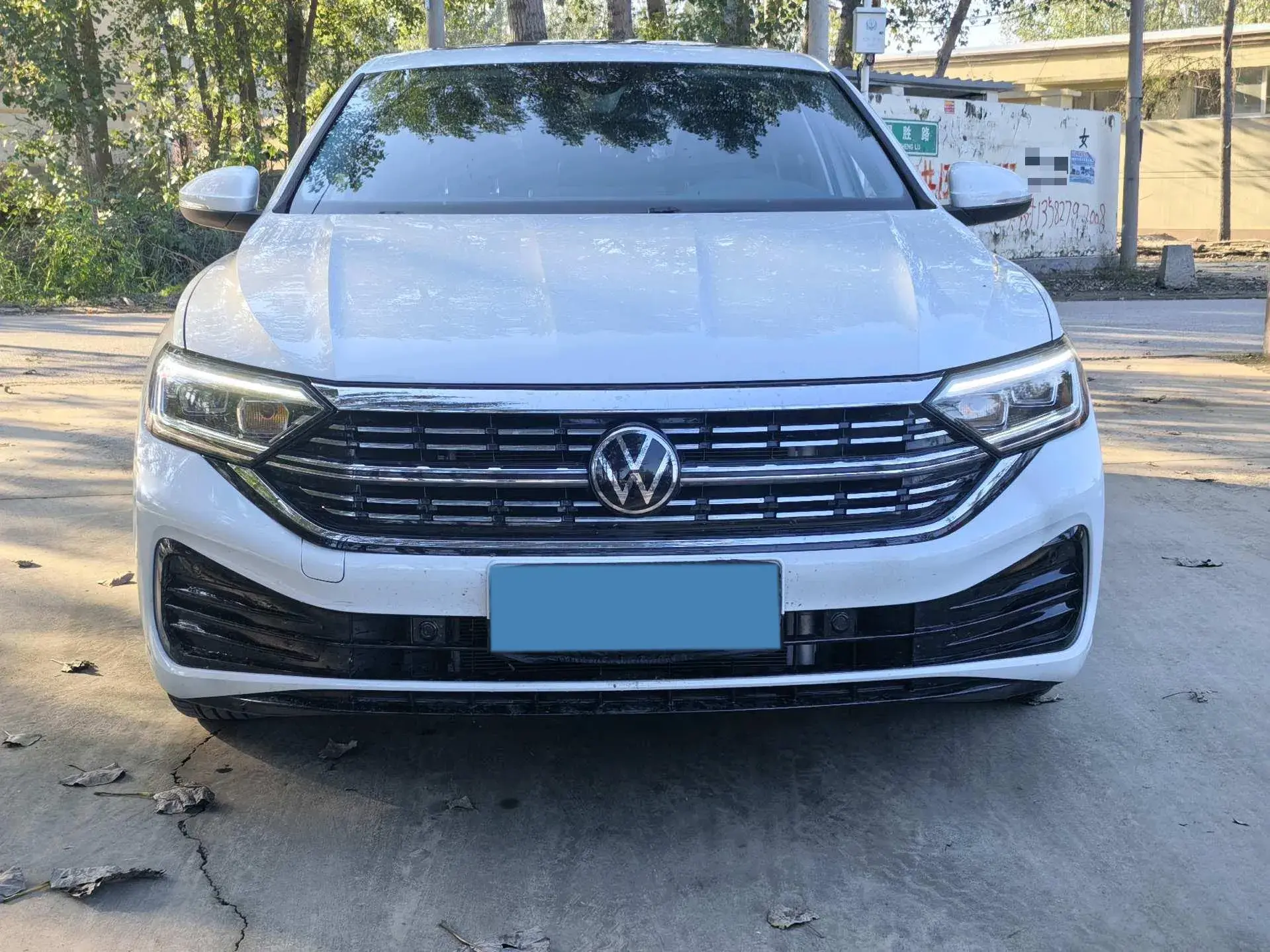 2023 VOLKSWAGEN SAGITAR thumbnail 2