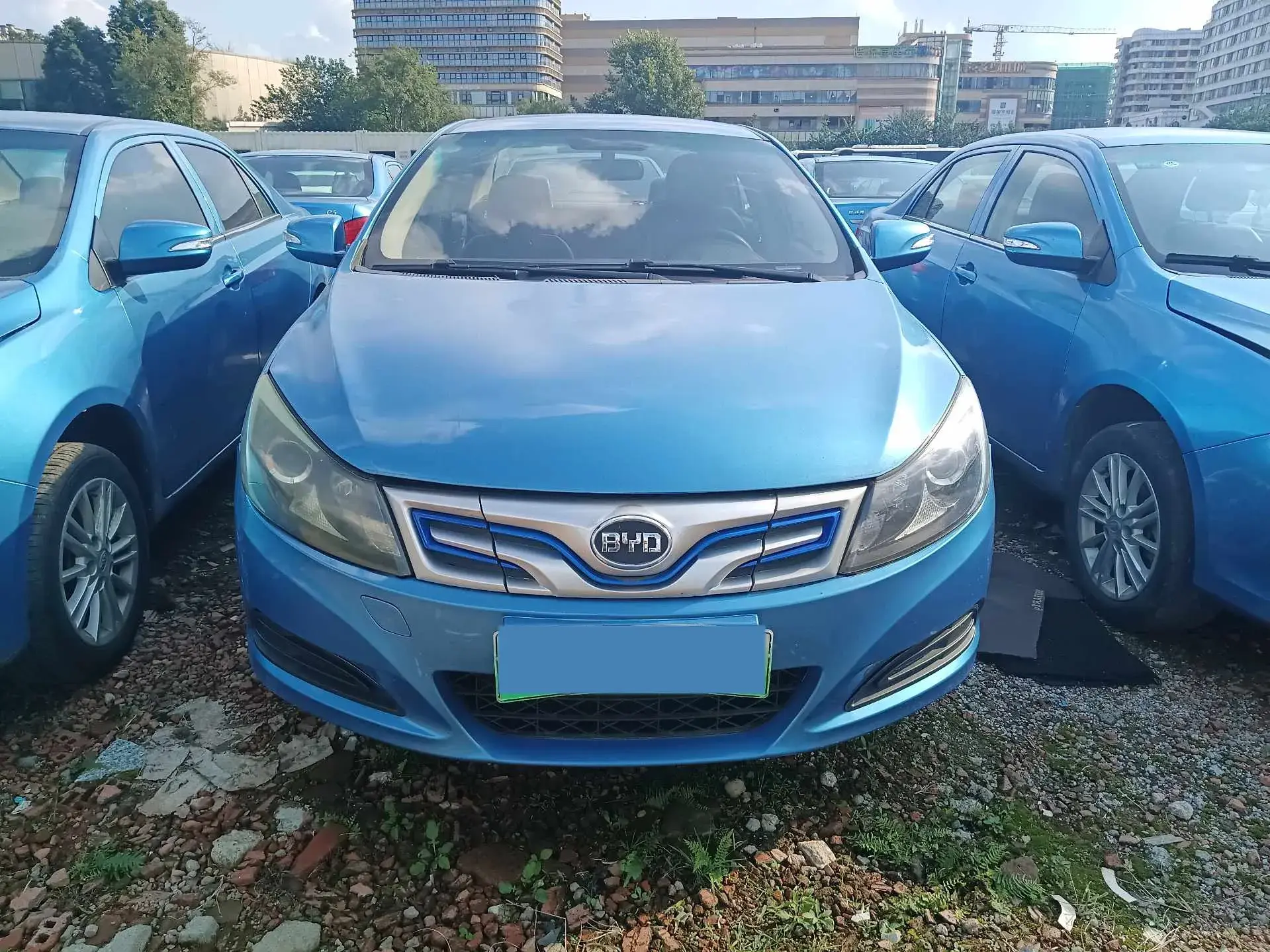 2018 BYD E5 thumbnail 2