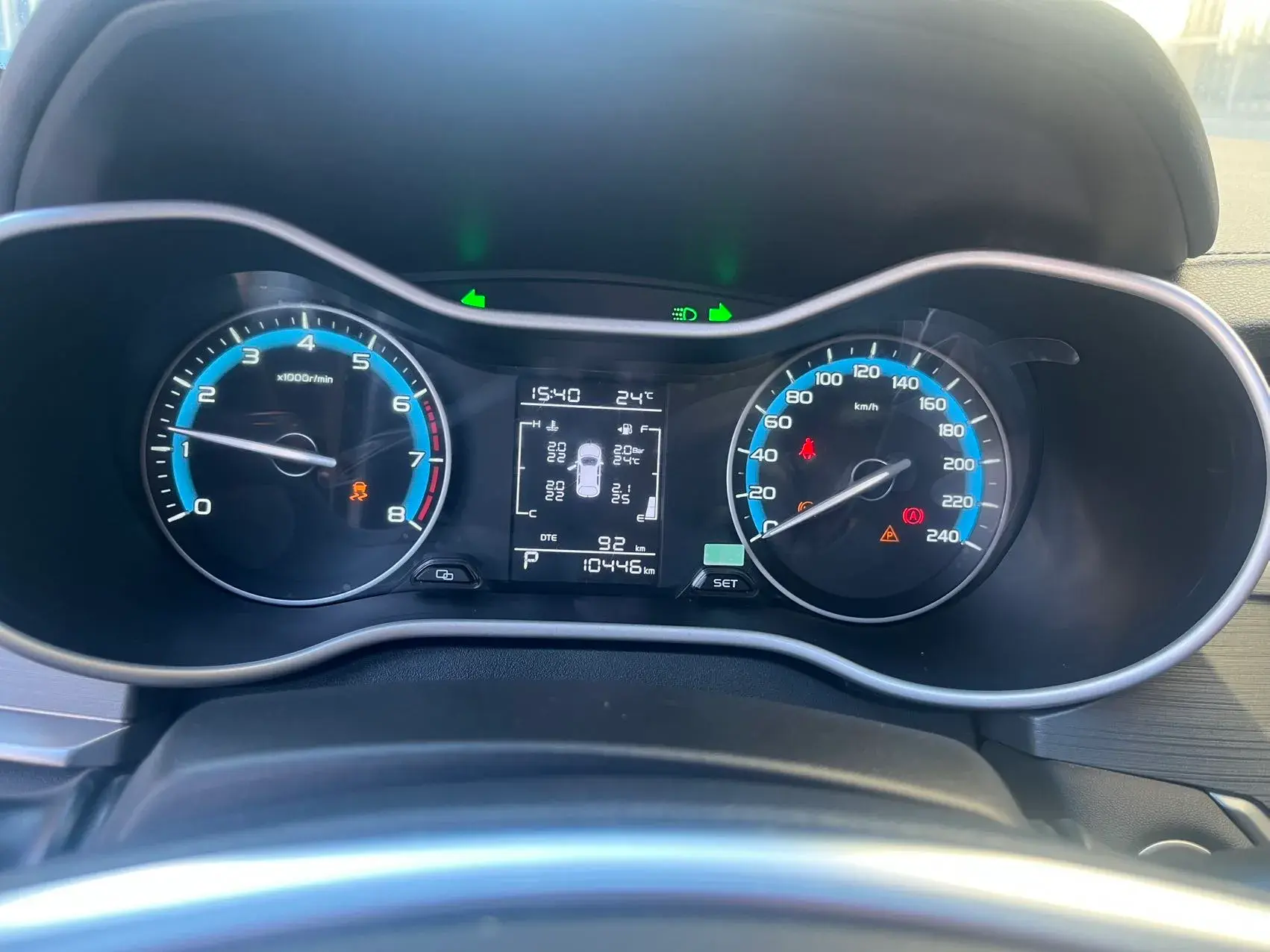 2021 GEELY EMGRAND thumbnail 3