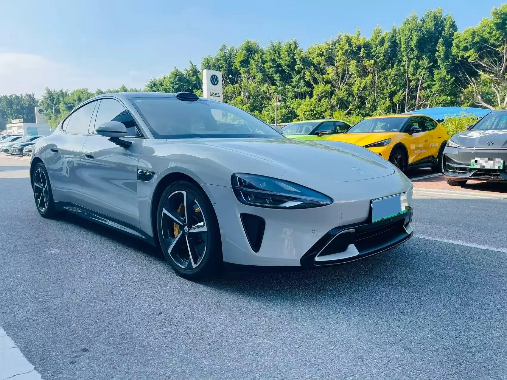 2024 MI SU7 thumbnail 3