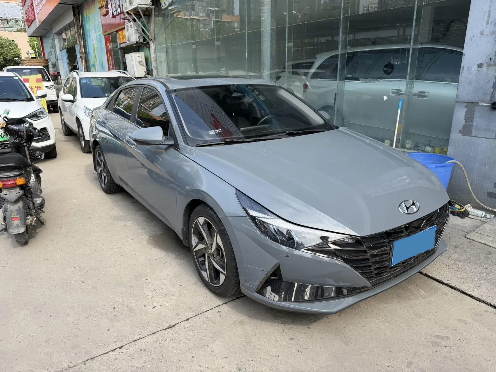 2021 HYUNDAI ELANTRA thumbnail 3