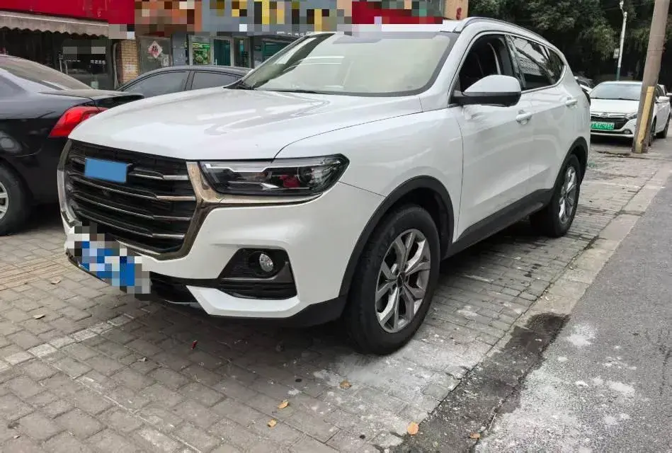2021 HAVAL H6 view 1