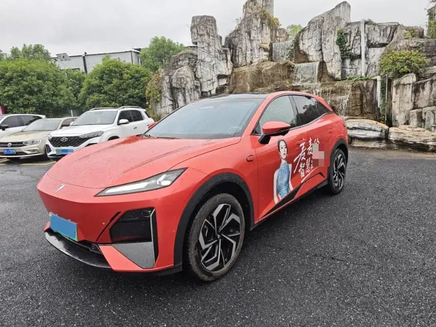 2024 DEEPAL S07 view 1