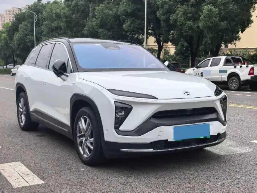 2020 NIO ES6 thumbnail 3