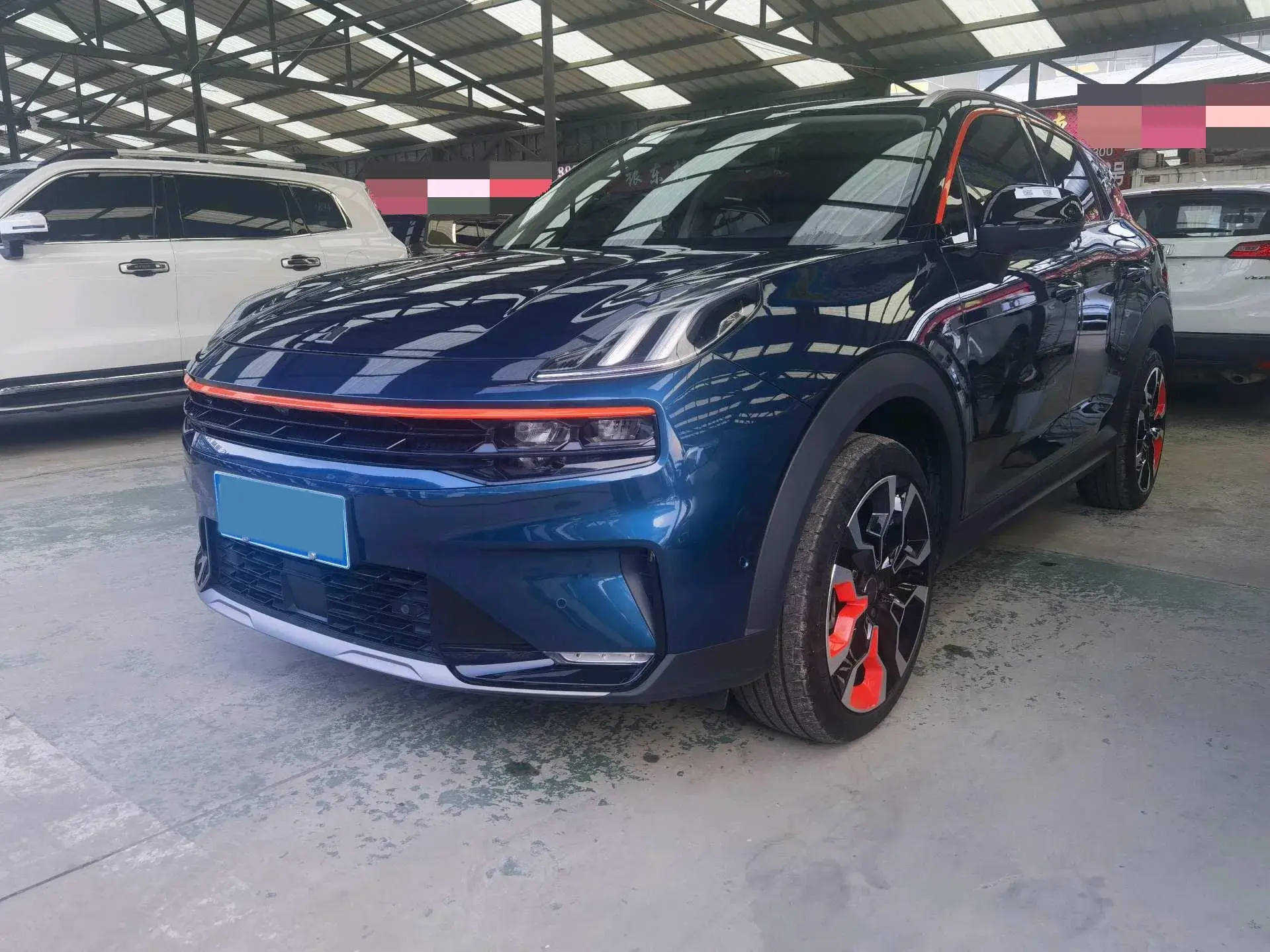 2020 LYNK&CO 06 view 1