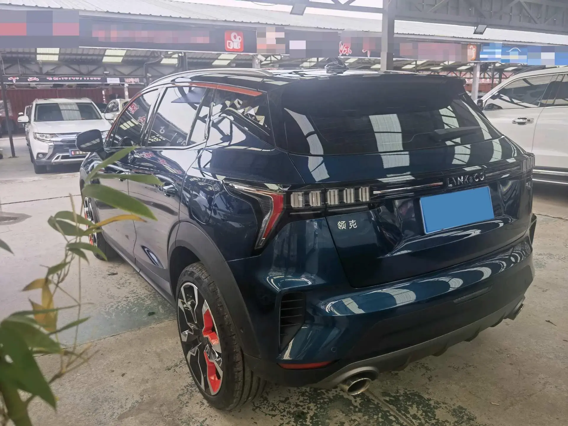 2020 LYNK&CO 06 thumbnail 4