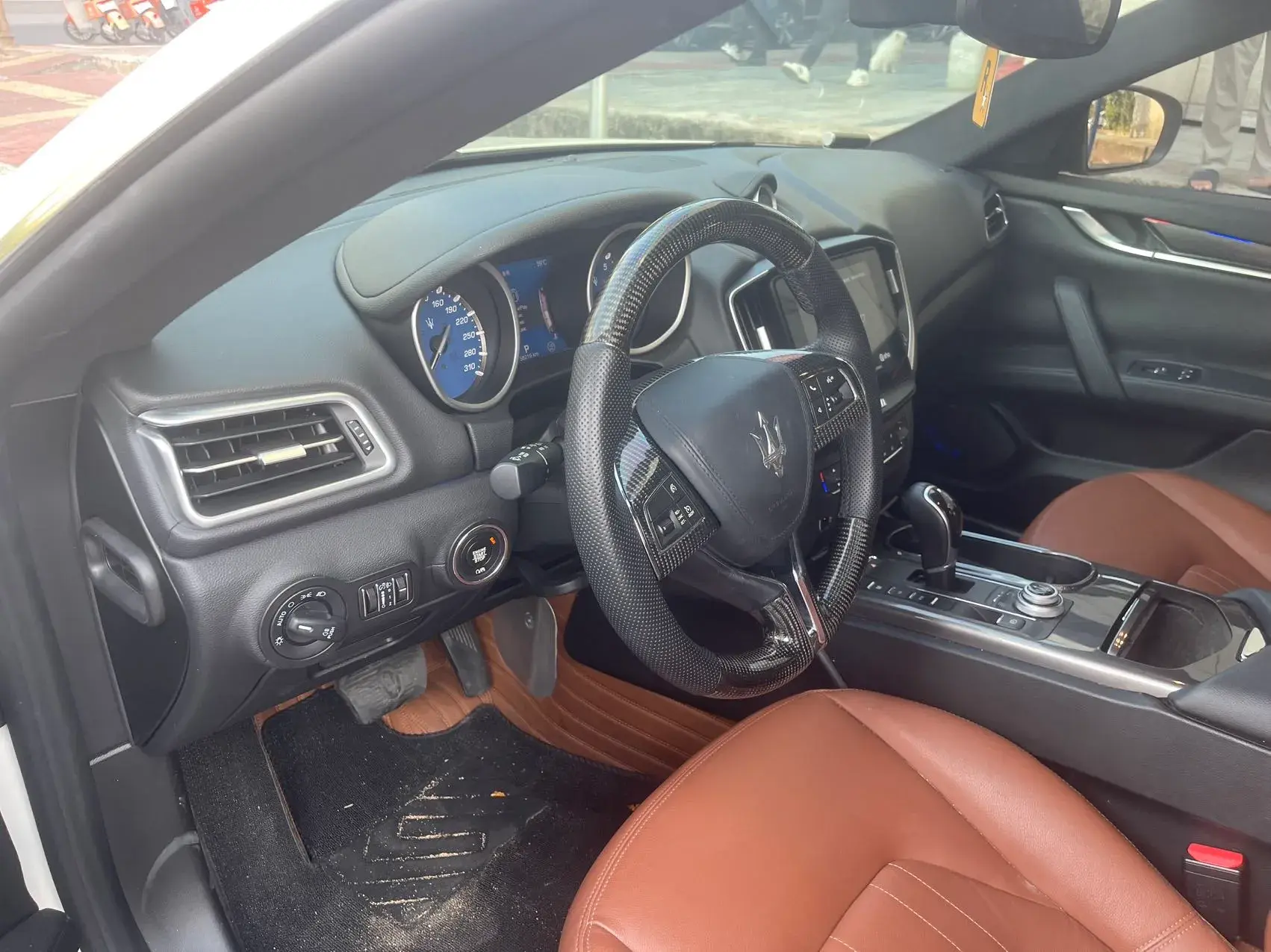 2018 MASERATI GHIBLI thumbnail 3