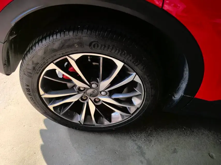 2019 GEELY COOLRAY thumbnail 4