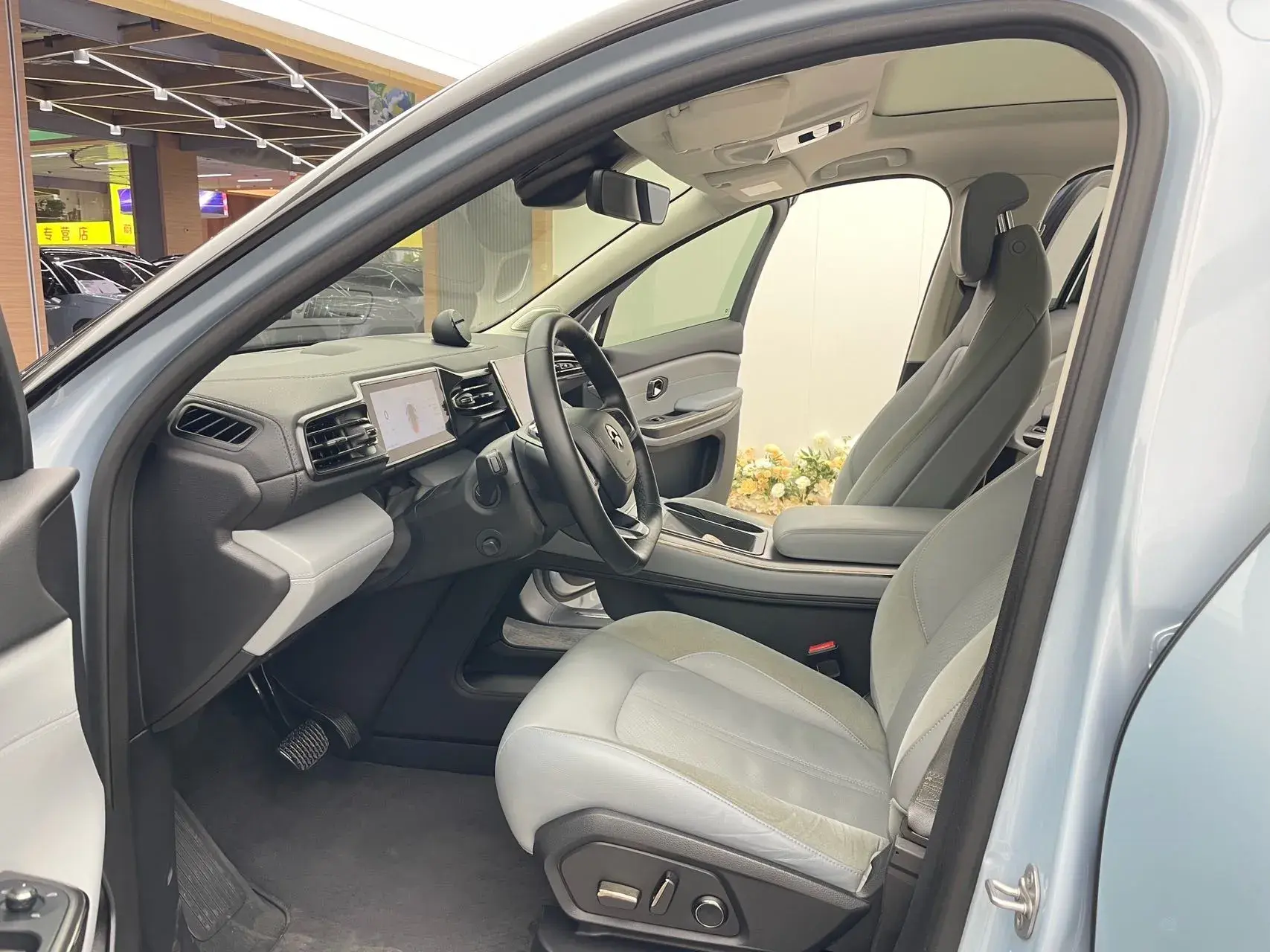 2020 NIO ES6 thumbnail 4