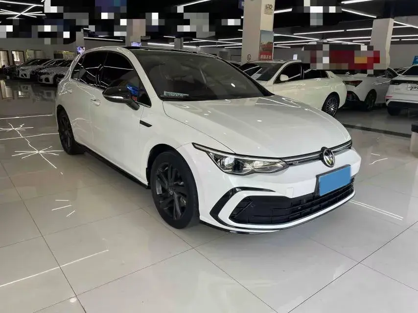 2021 VOLKSWAGEN GOLF thumbnail 2