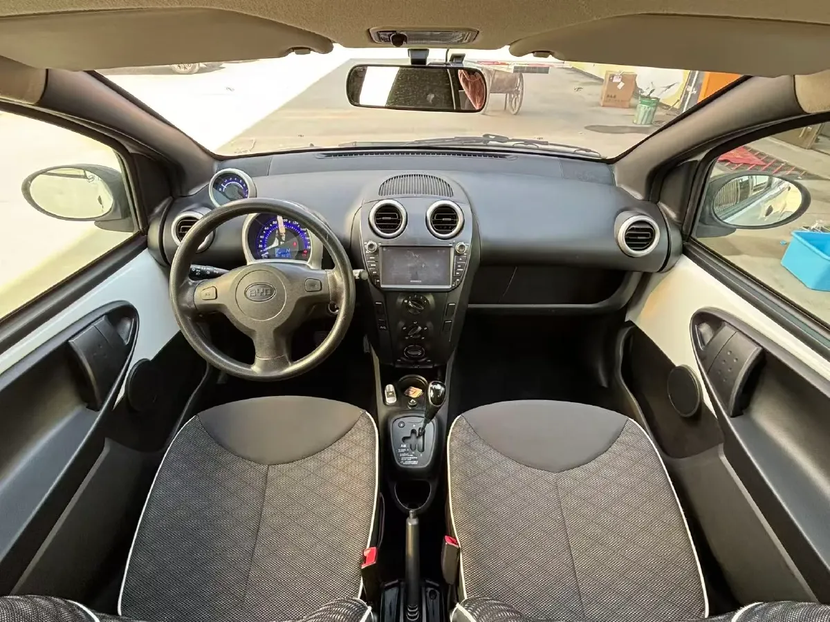 2015 BYD F0 1.0L 68HP L3 5MT,autocango,china used car exporter,china ev exporter,chinese used car exporter,chinese used ev exporter