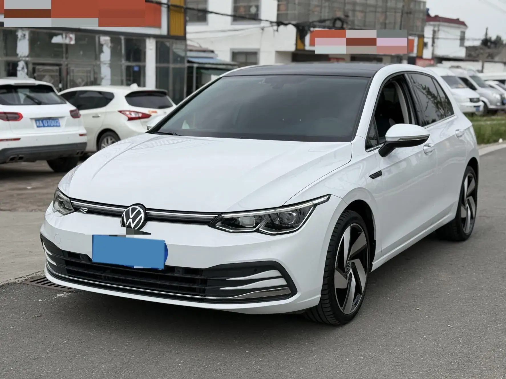 2021 VOLKSWAGEN GOLF view 1