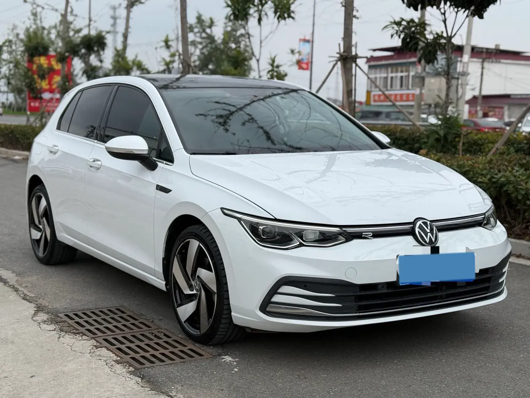 2021 VOLKSWAGEN GOLF thumbnail 3