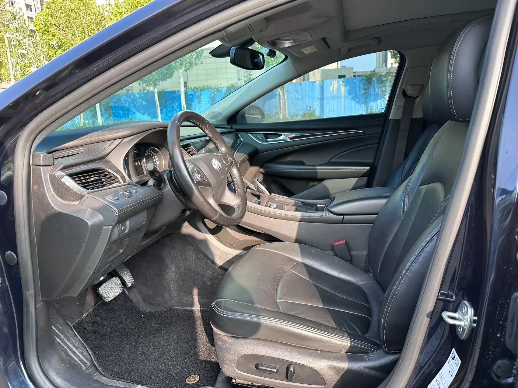 2021 BUICK LARCOSSE thumbnail 4