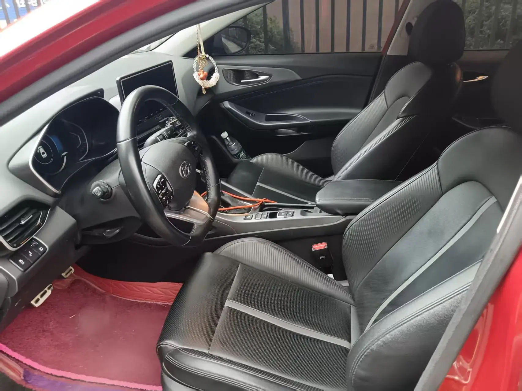 2019 HYUNDAI LA thumbnail 4