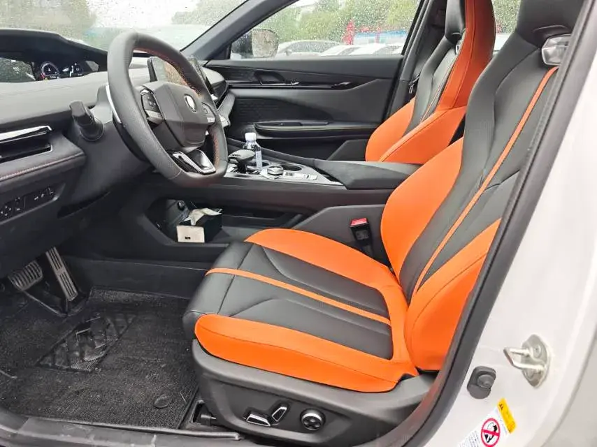 2025 CHANGAN UNI-V thumbnail 4