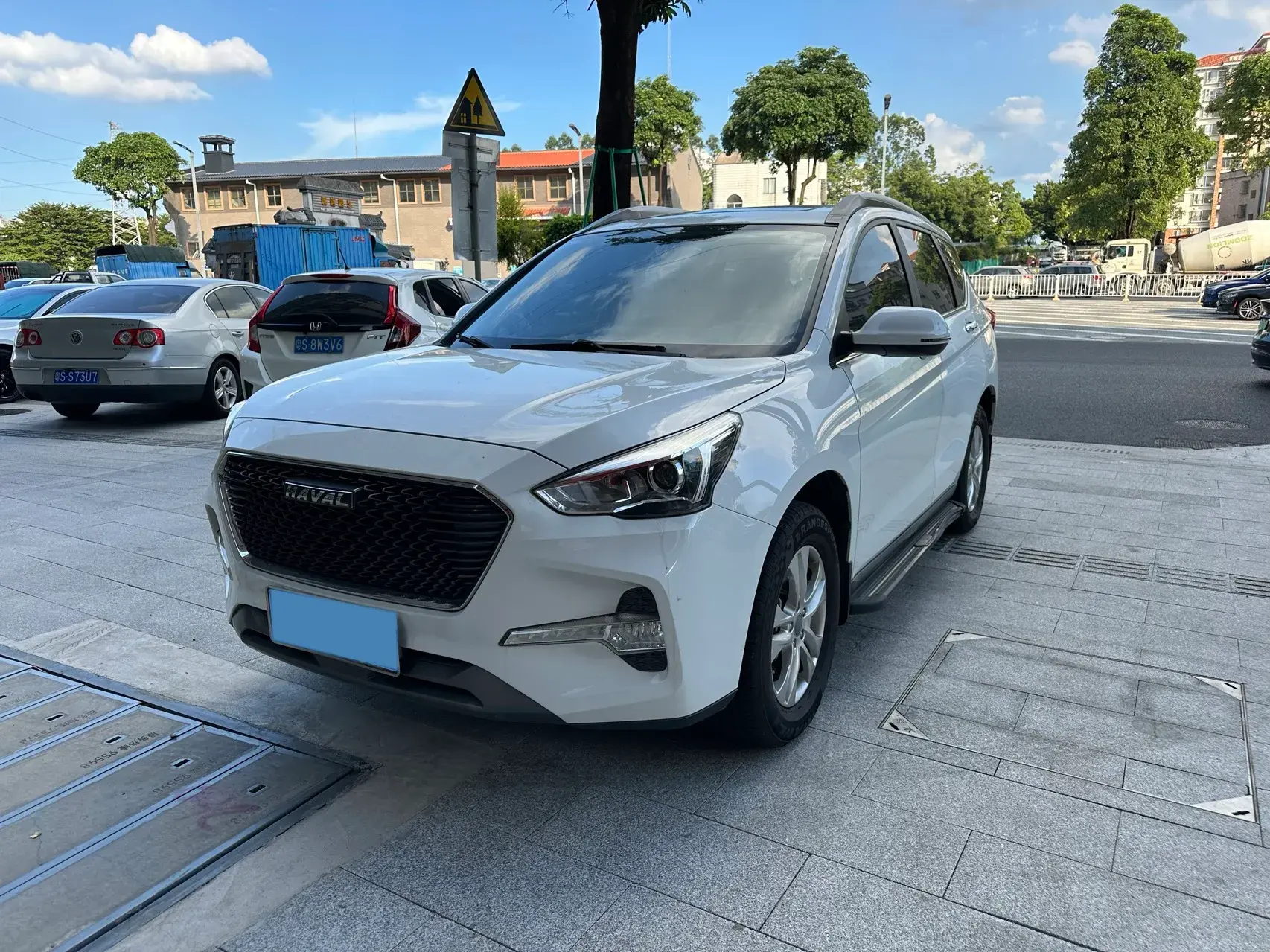 2018 HAVAL M6 view 1