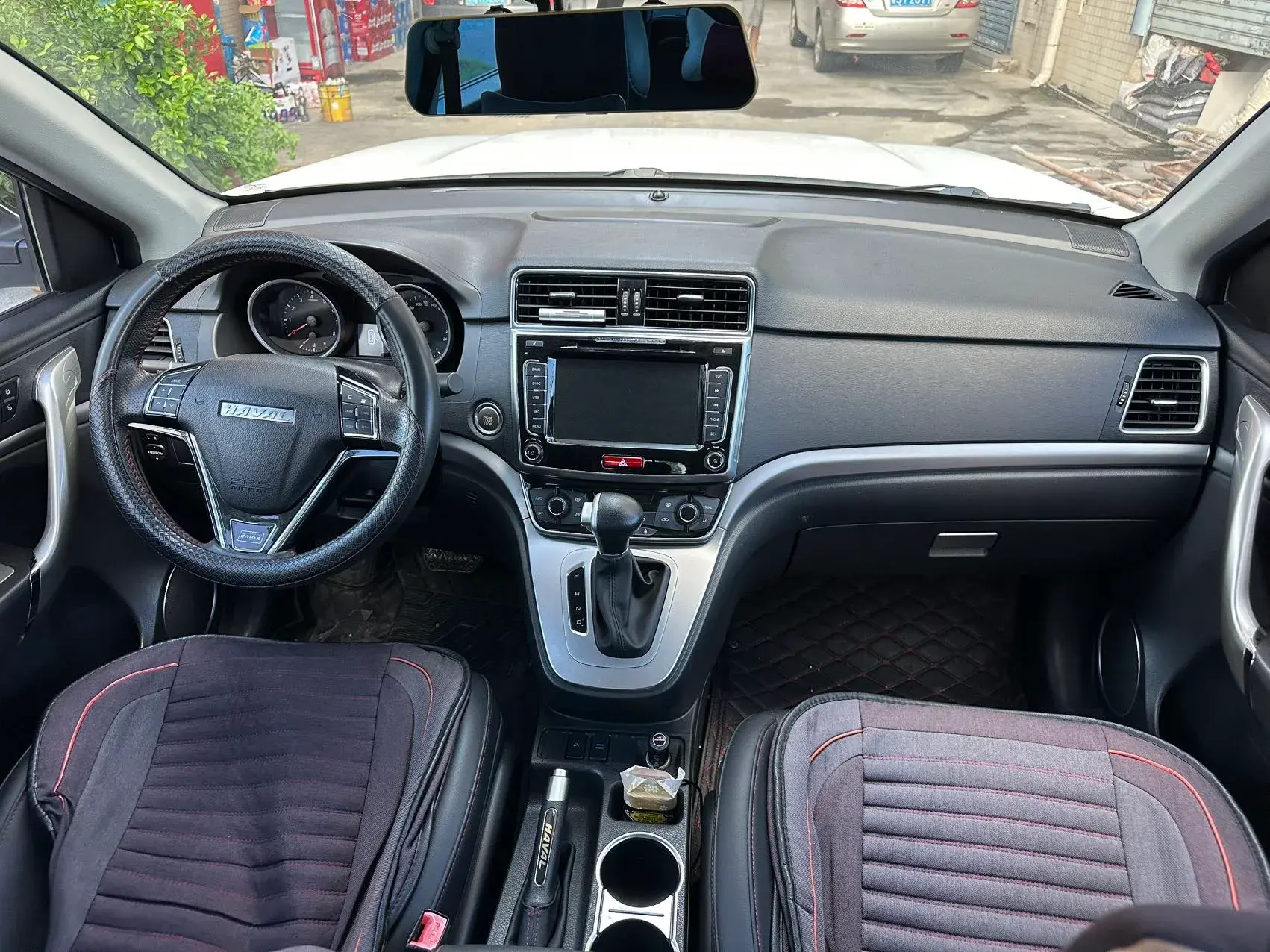 2018 HAVAL M6 thumbnail 4