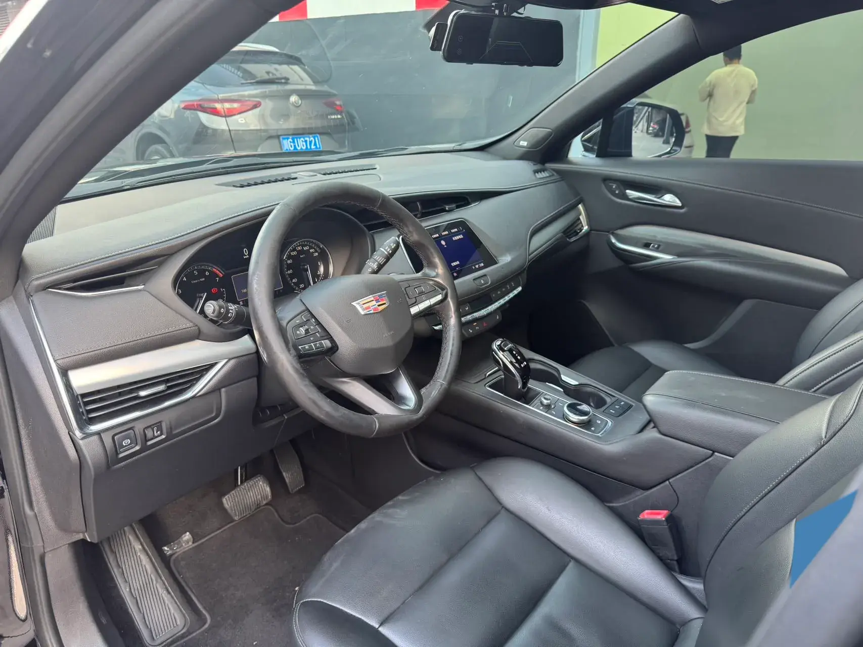 2021 CADILLAC XT4 thumbnail 3