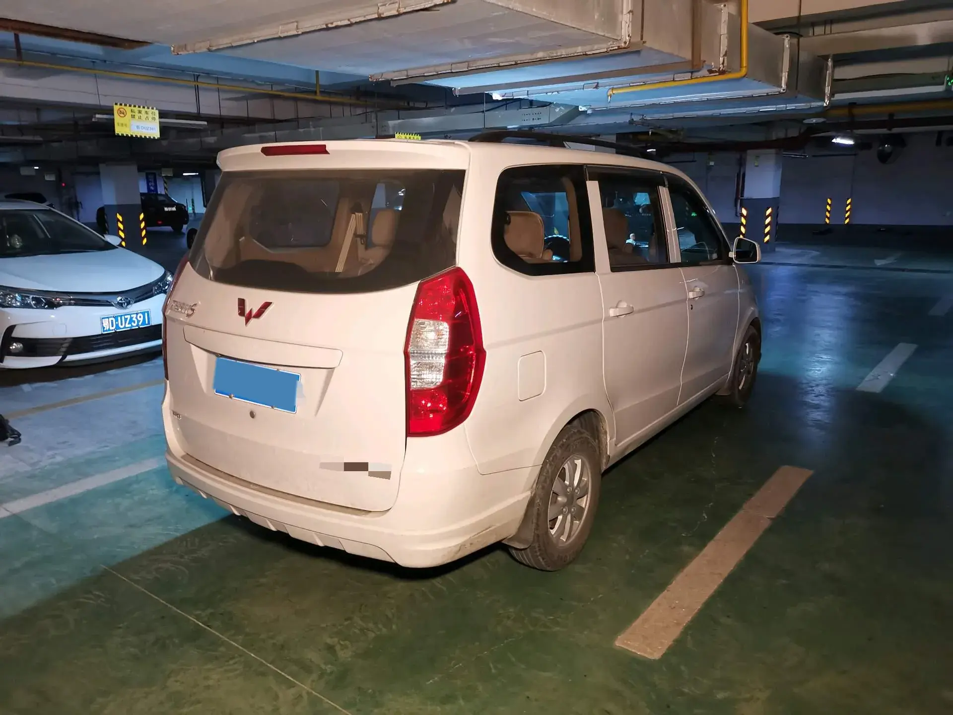 2016 WULING HONGGUANG thumbnail 4