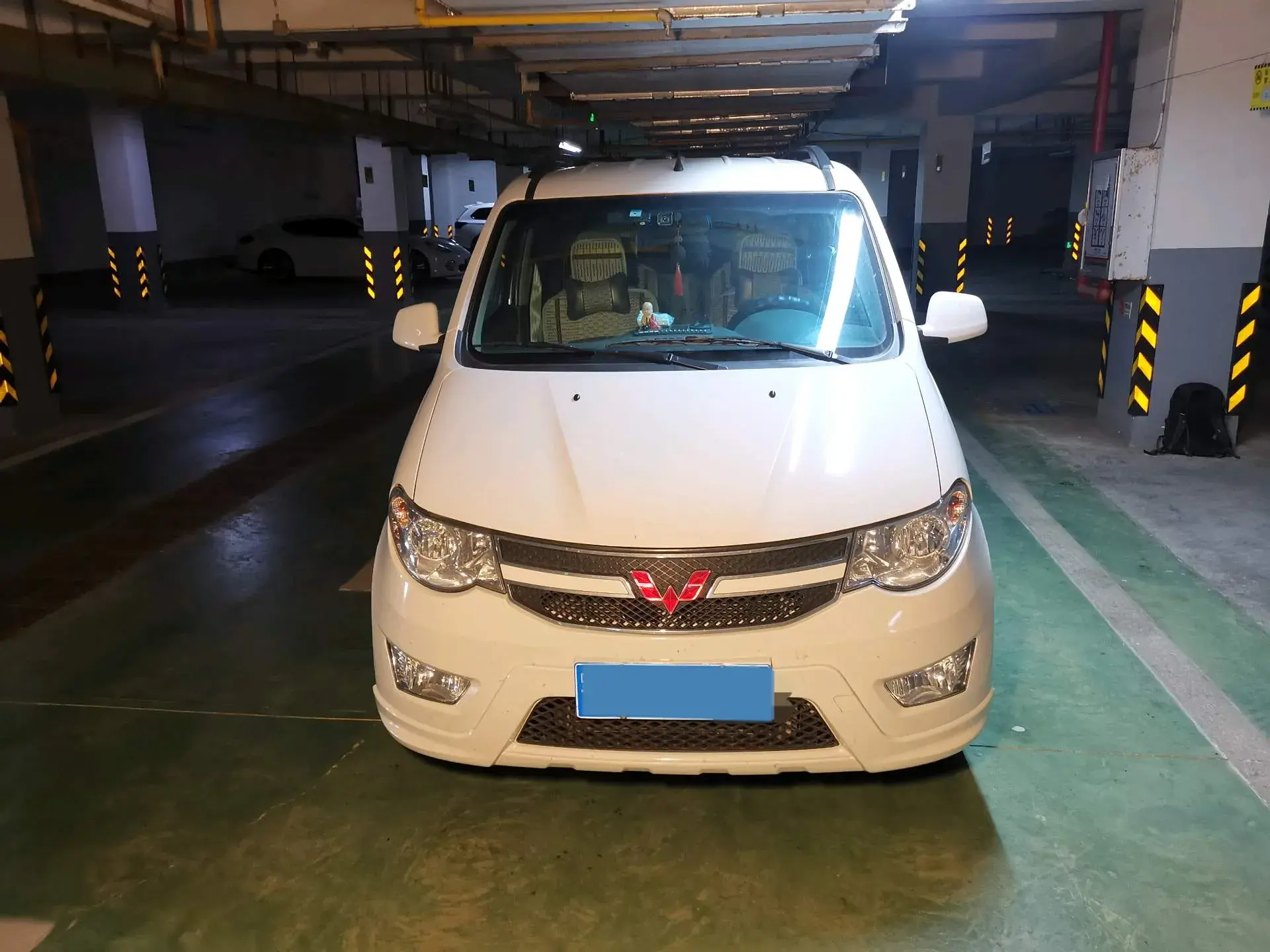 2016 WULING HONGGUANG thumbnail 2