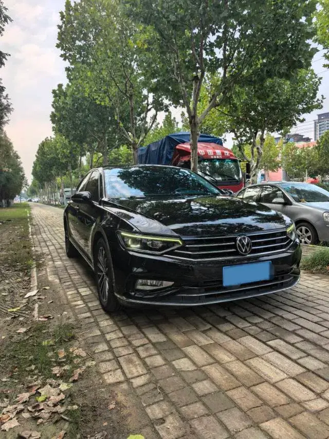 2020 VOLKSWAGEN MAGOTAN thumbnail 2