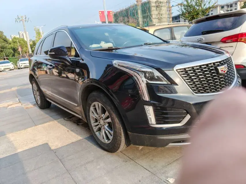2020 CADILLAC XT5 thumbnail 3