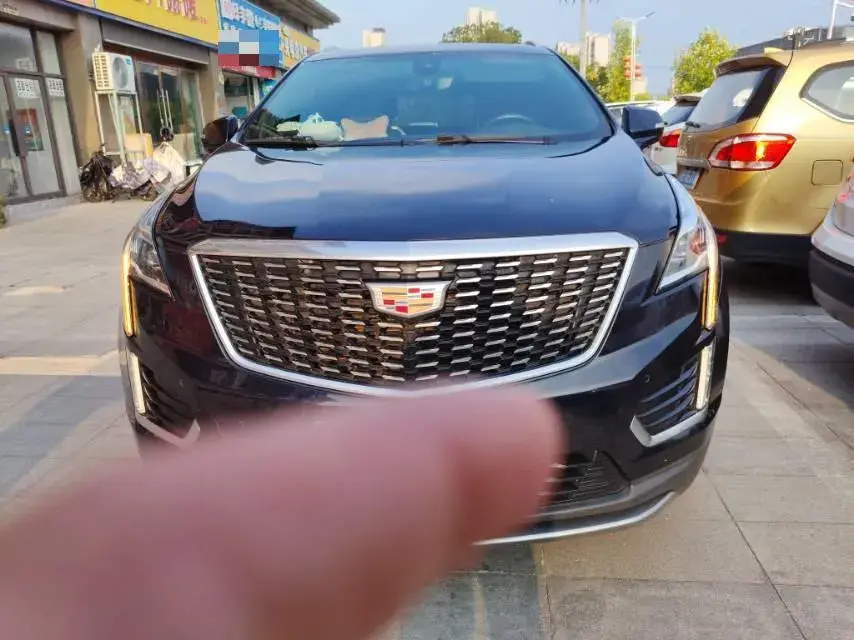 2020 CADILLAC XT5 thumbnail 2