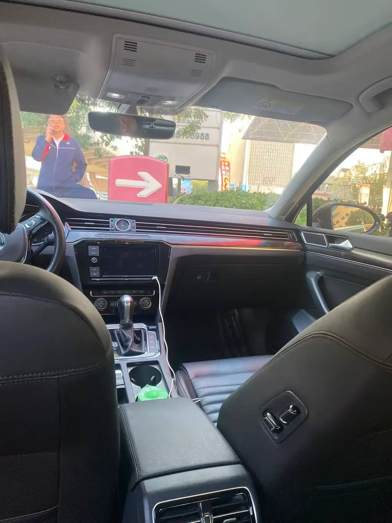 2019 VOLKSWAGEN MAGOTAN thumbnail 2