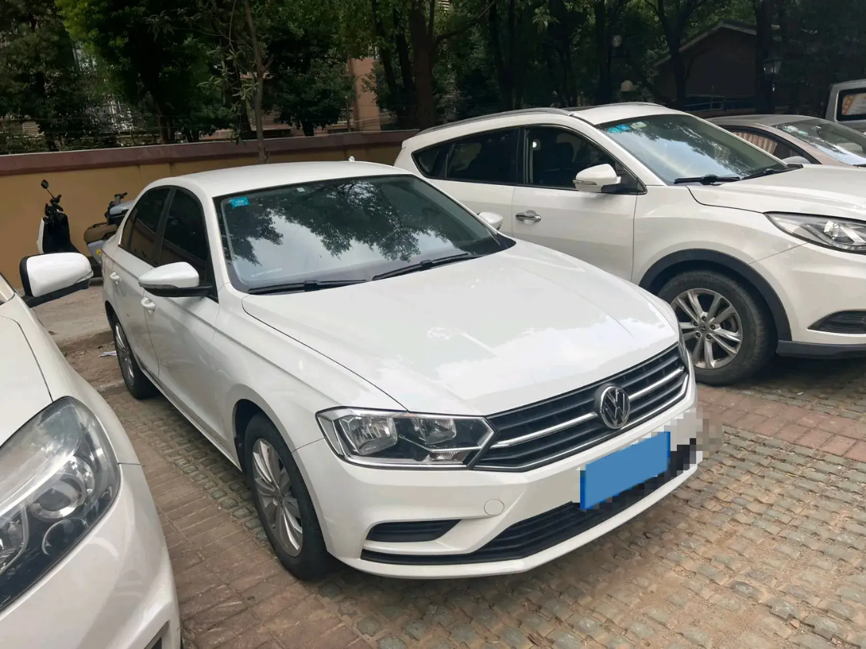 2019 VOLKSWAGEN BORA thumbnail 2