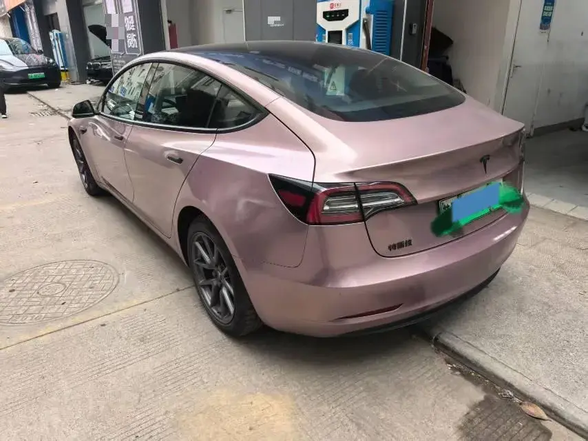 2021 TESLA MODEL thumbnail 2