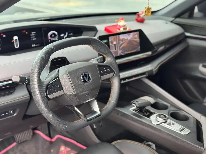 2022 CHANGAN UNI-V thumbnail 4