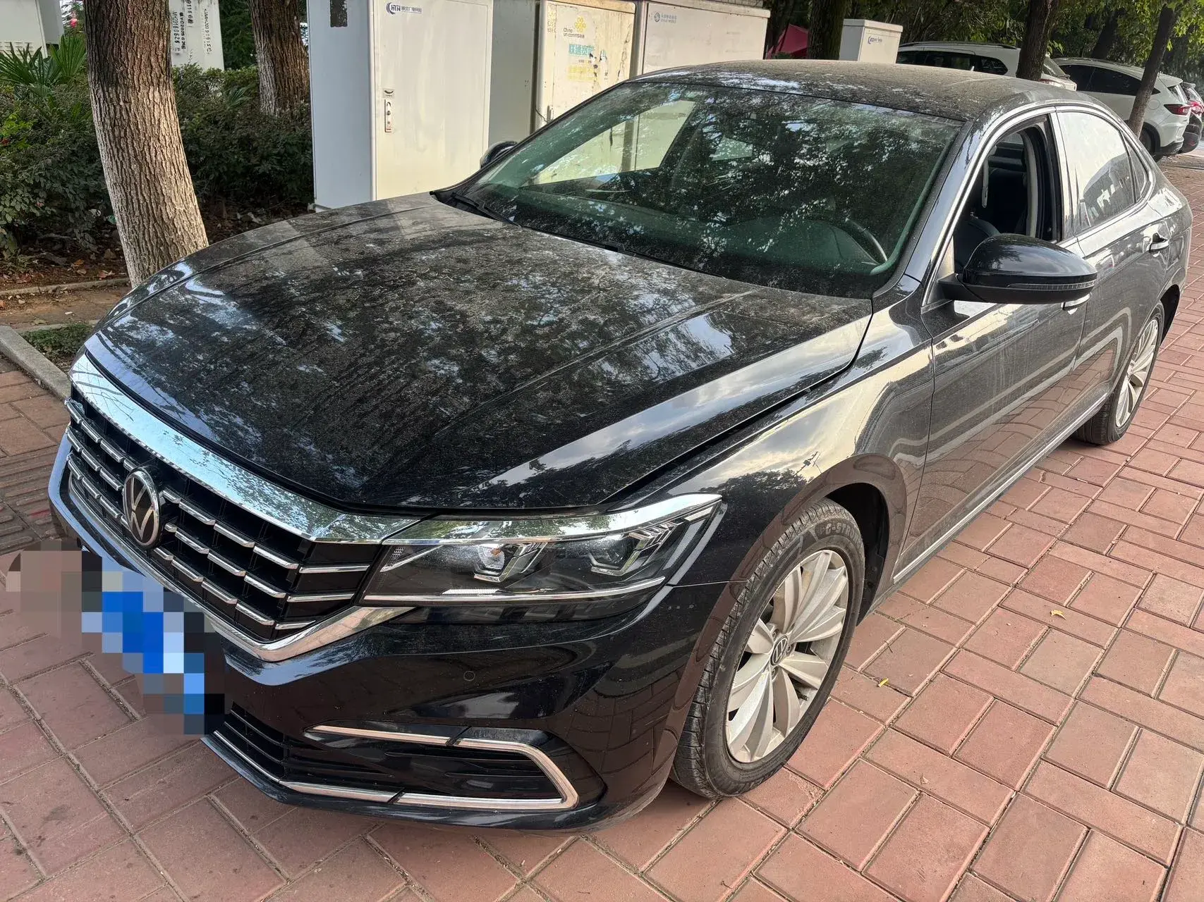 2021 VOLKSWAGEN PASSAT view 1