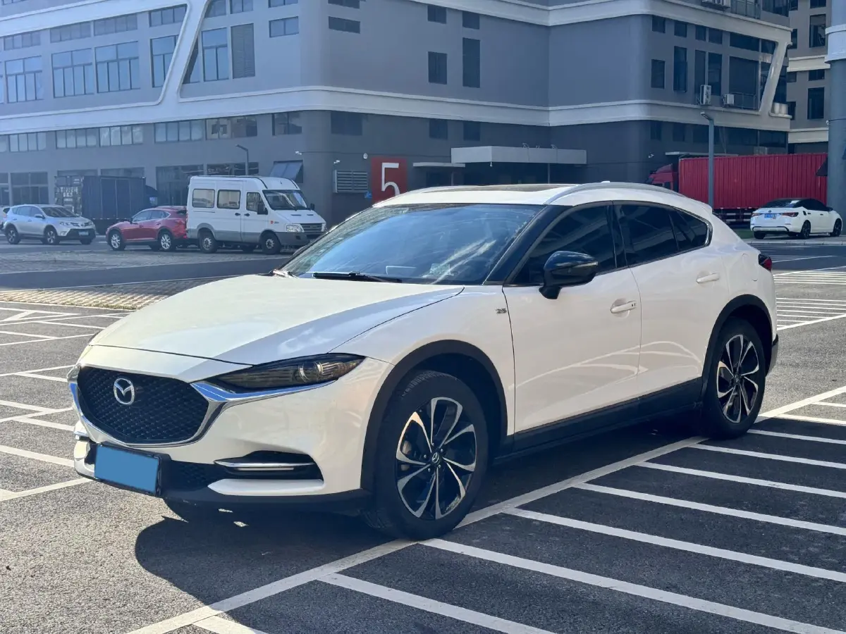 2020 Mazda CX-4 2.5L 192HP L4 6AT