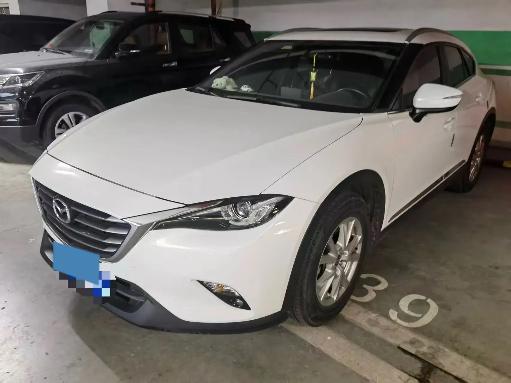 2018 MAZDA CX-4 view 1