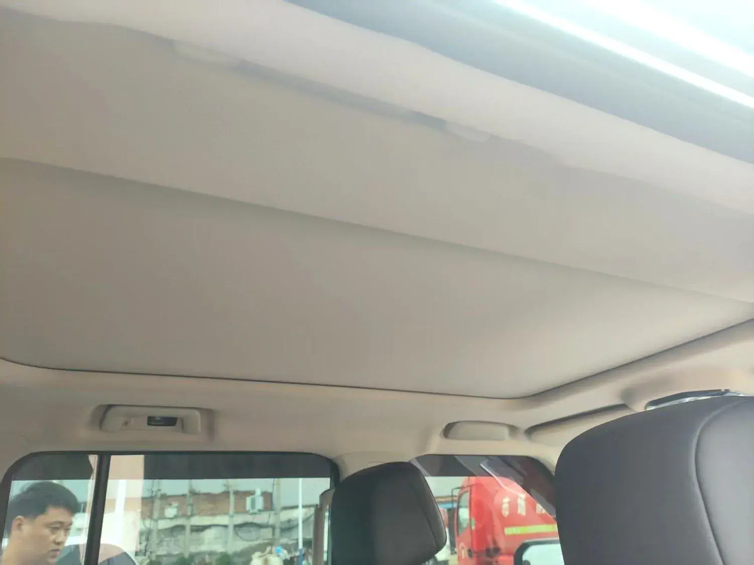 2023 JETOUR TRAVELLER thumbnail 4