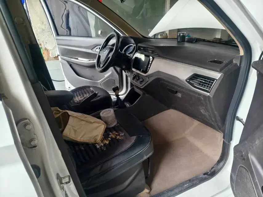 2019 WULING HONGGUANG thumbnail 3