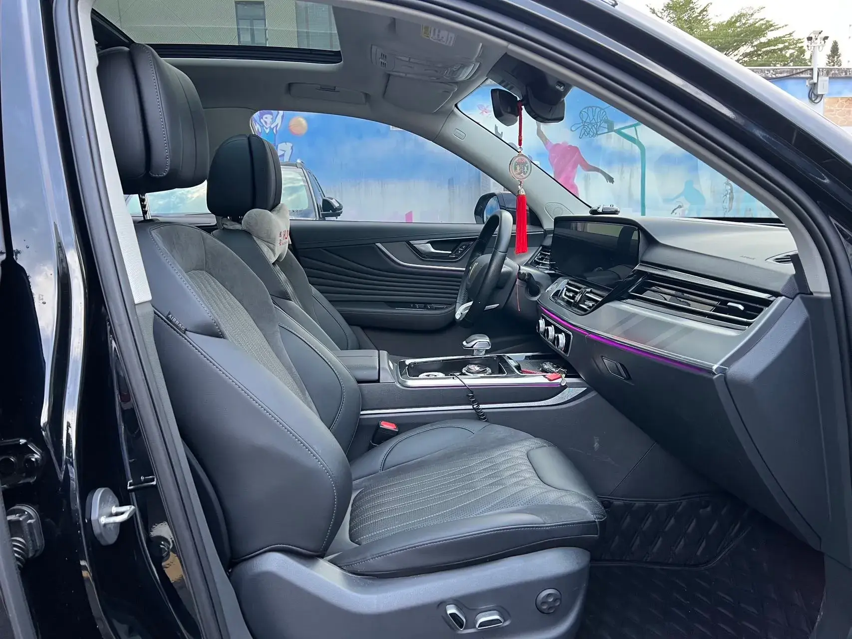 2023 HONGQI HS5 thumbnail 4