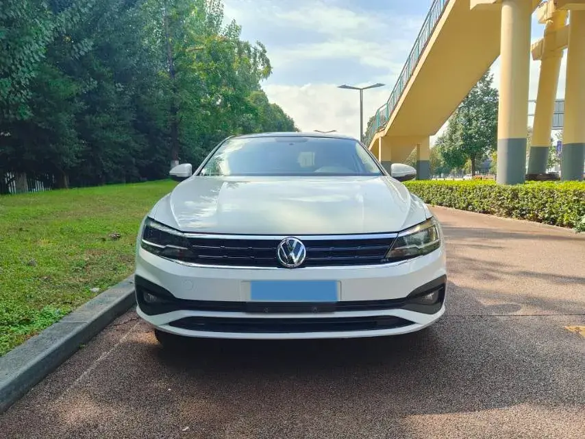 2021 VOLKSWAGEN LAMANDO thumbnail 2