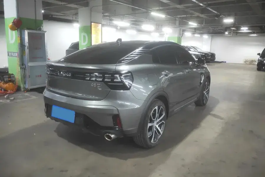 2020 LYNK&CO 05 thumbnail 2