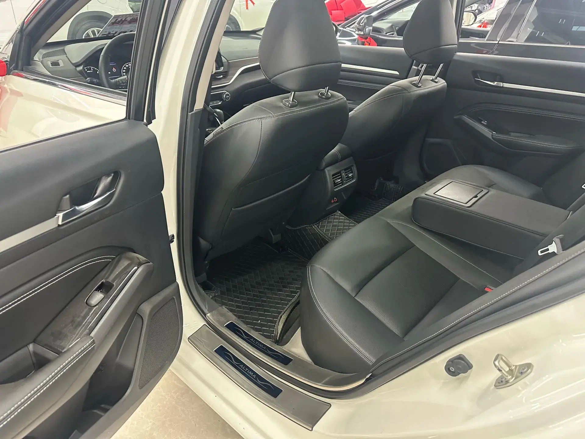 2021 NISSAN TEANA thumbnail 3