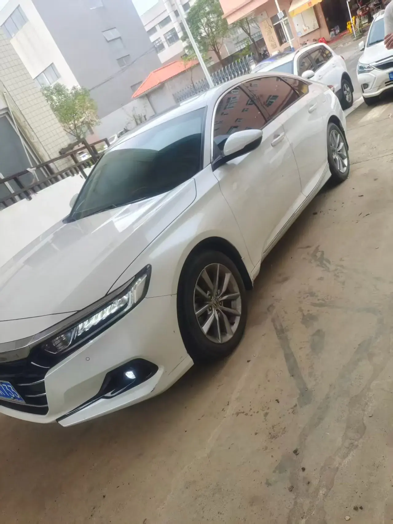 2022 HONDA ACCORD thumbnail 2