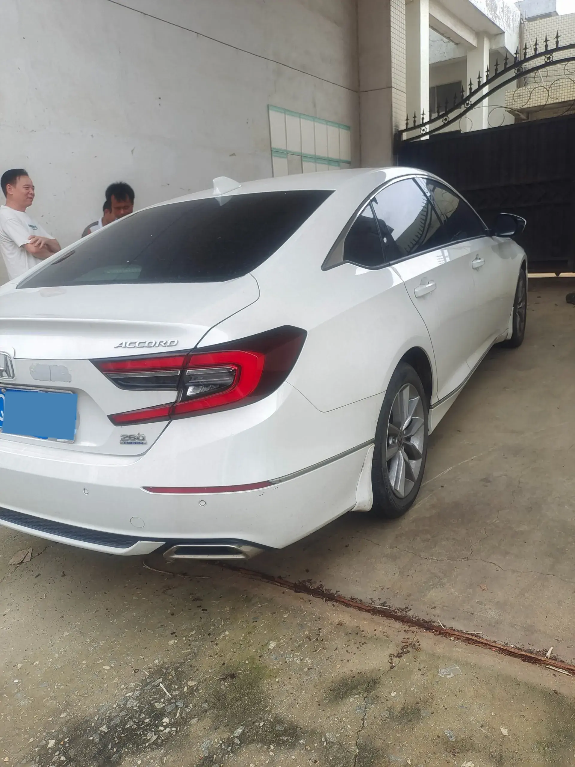 2022 HONDA ACCORD thumbnail 4