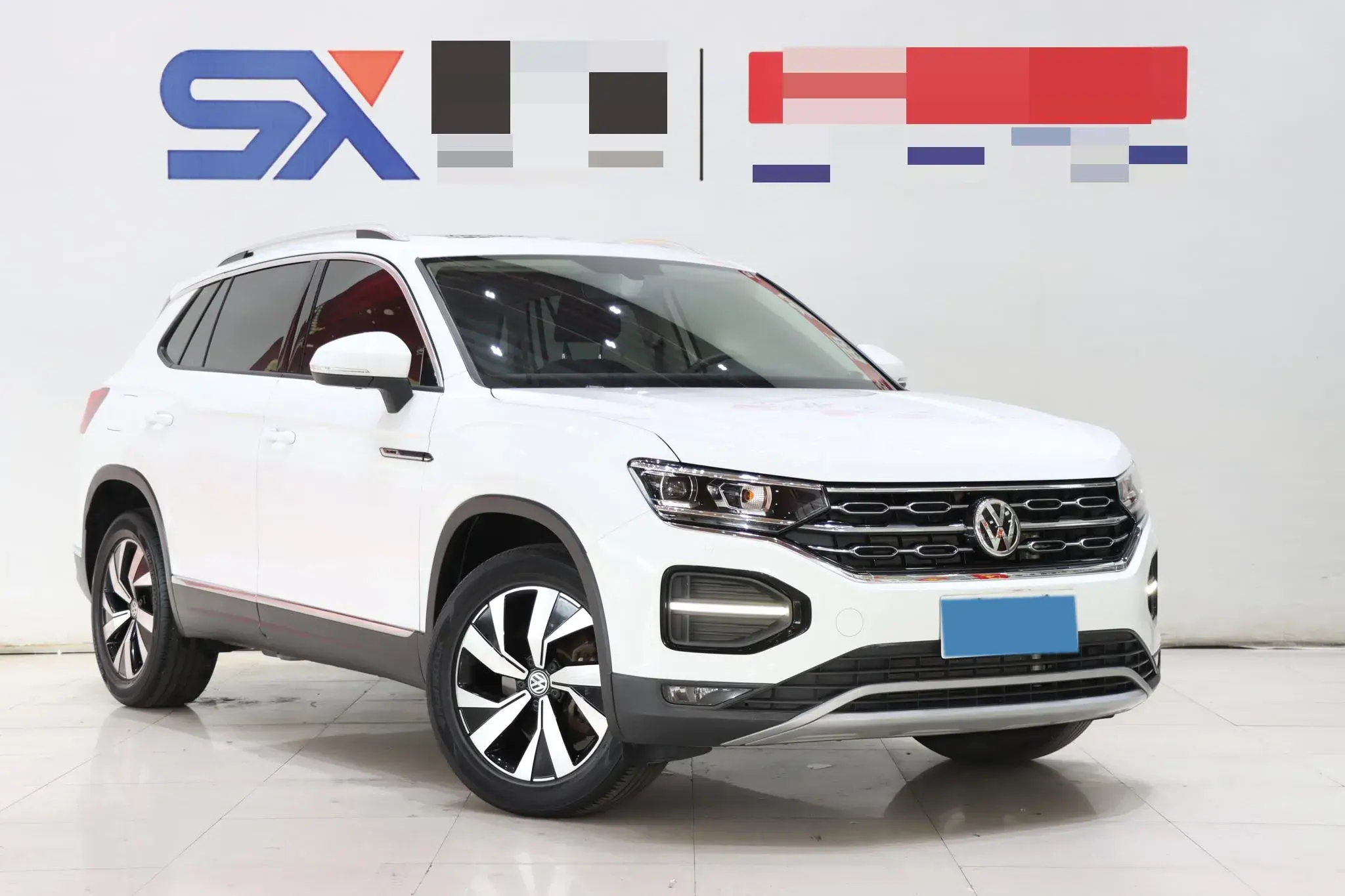 2020 VOLKSWAGEN TAYRON thumbnail 3