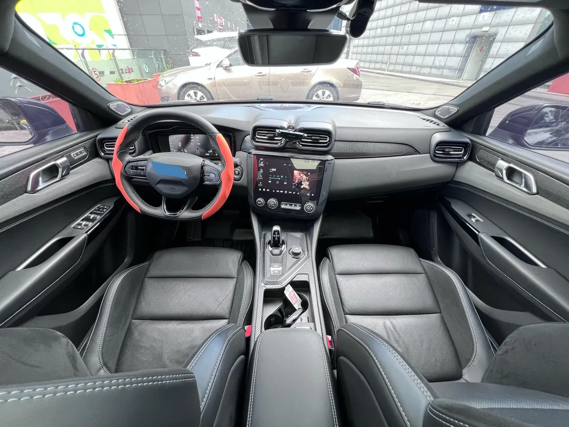 2022 LYNK&CO 03 thumbnail 4