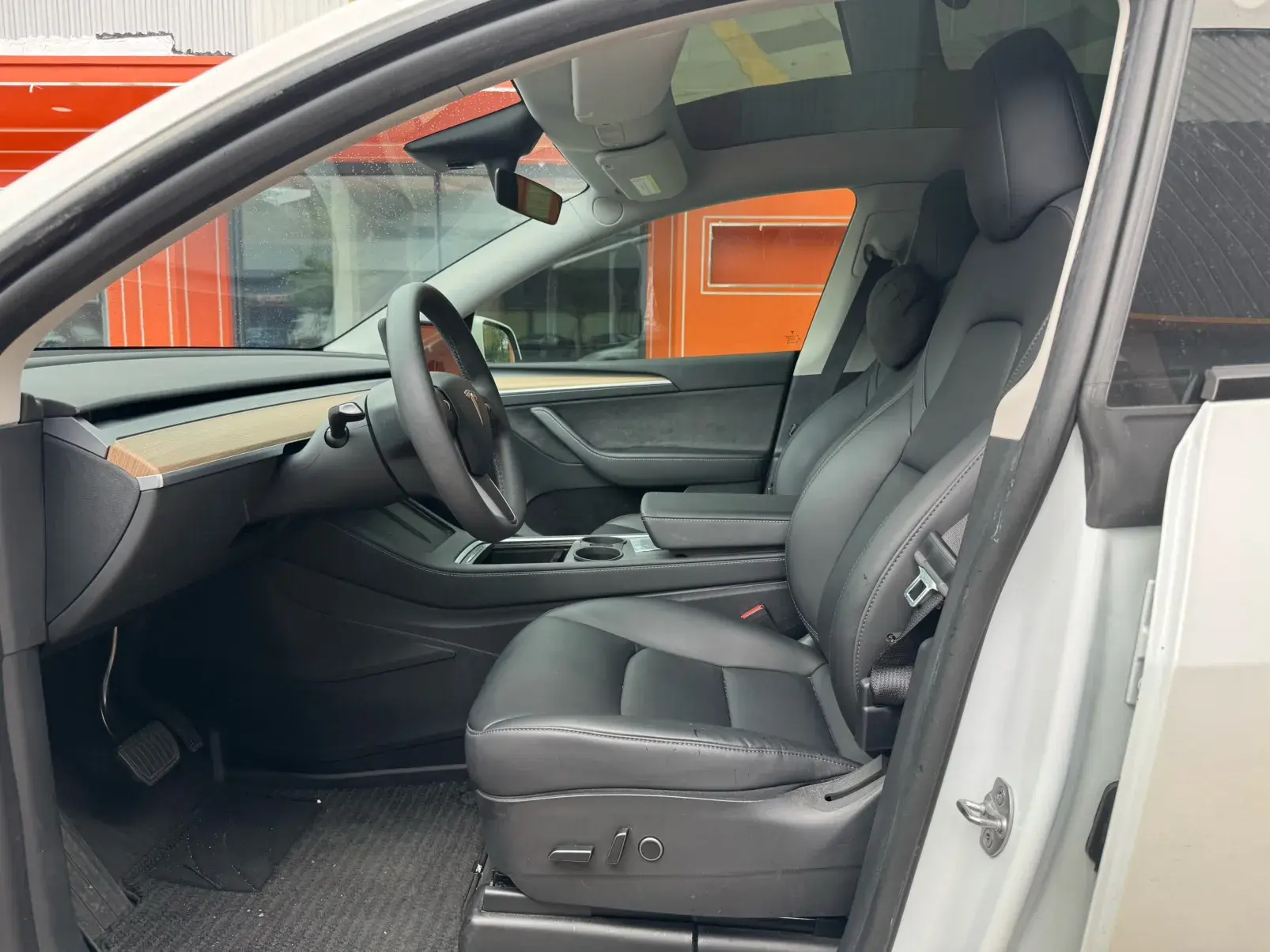 2022 TESLA MODEL thumbnail 4