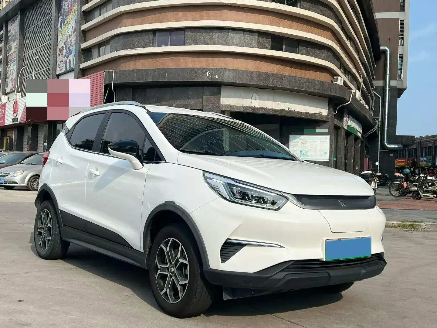 2021 BYD YUAN thumbnail 3