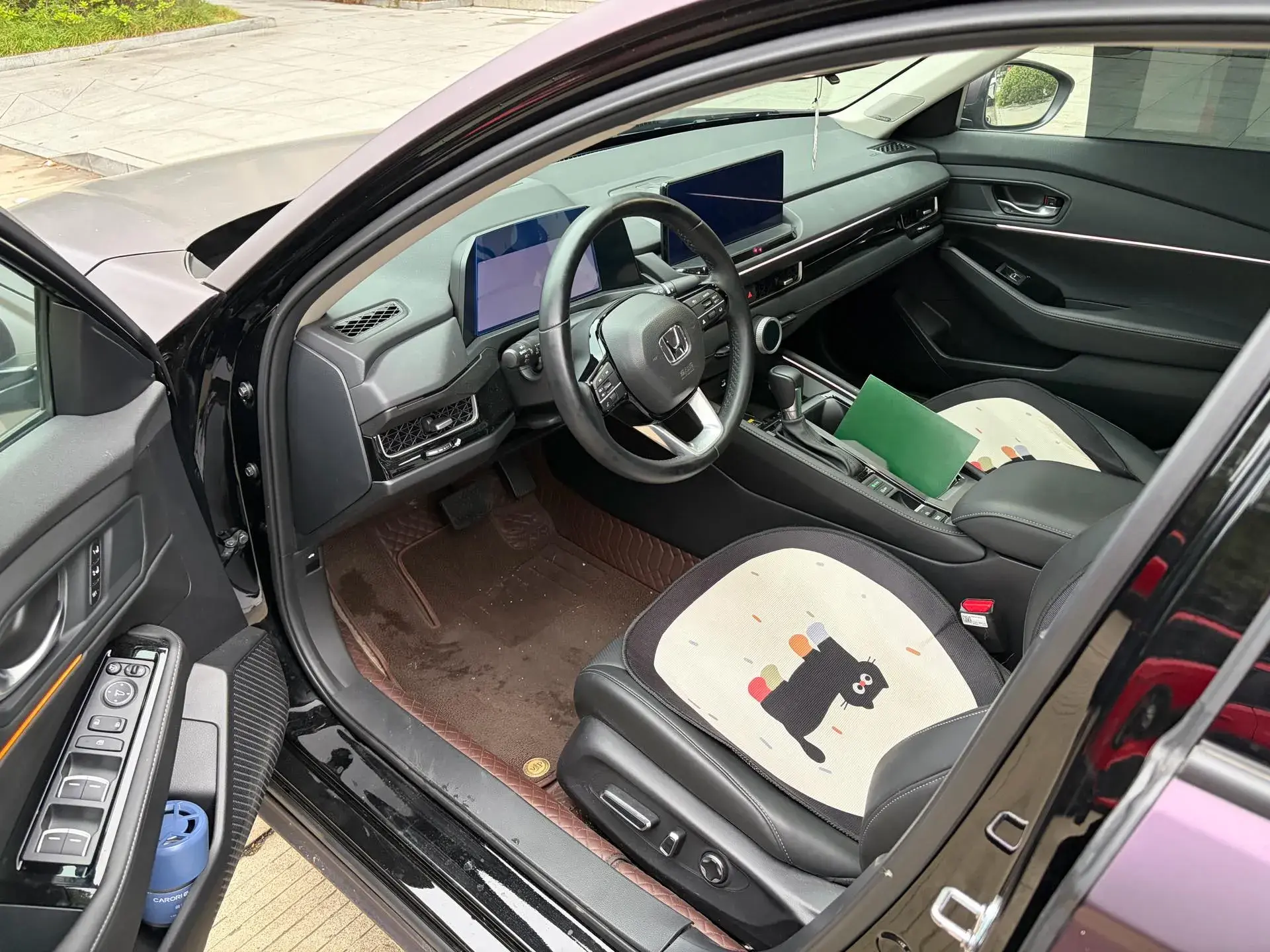 2024 HONDA INSPIRE thumbnail 2